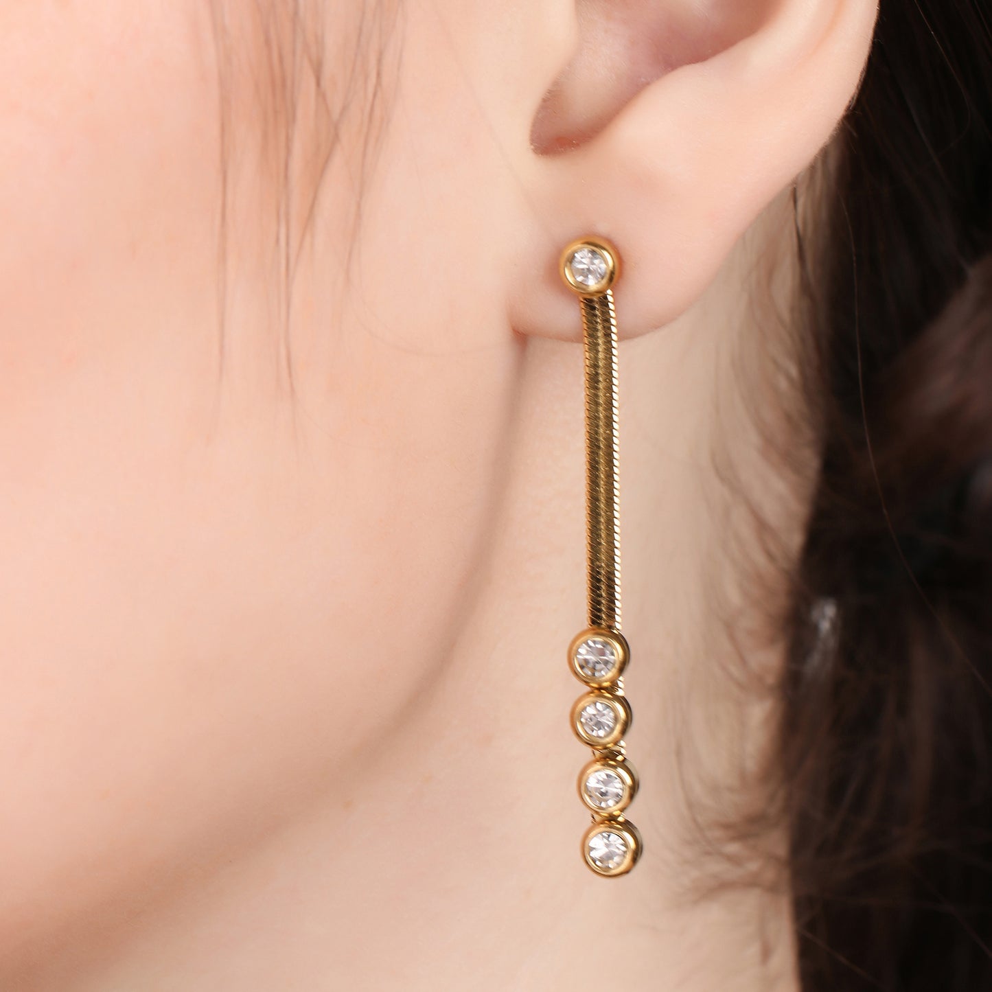 Three Zircon Snake Chain Drop Earring