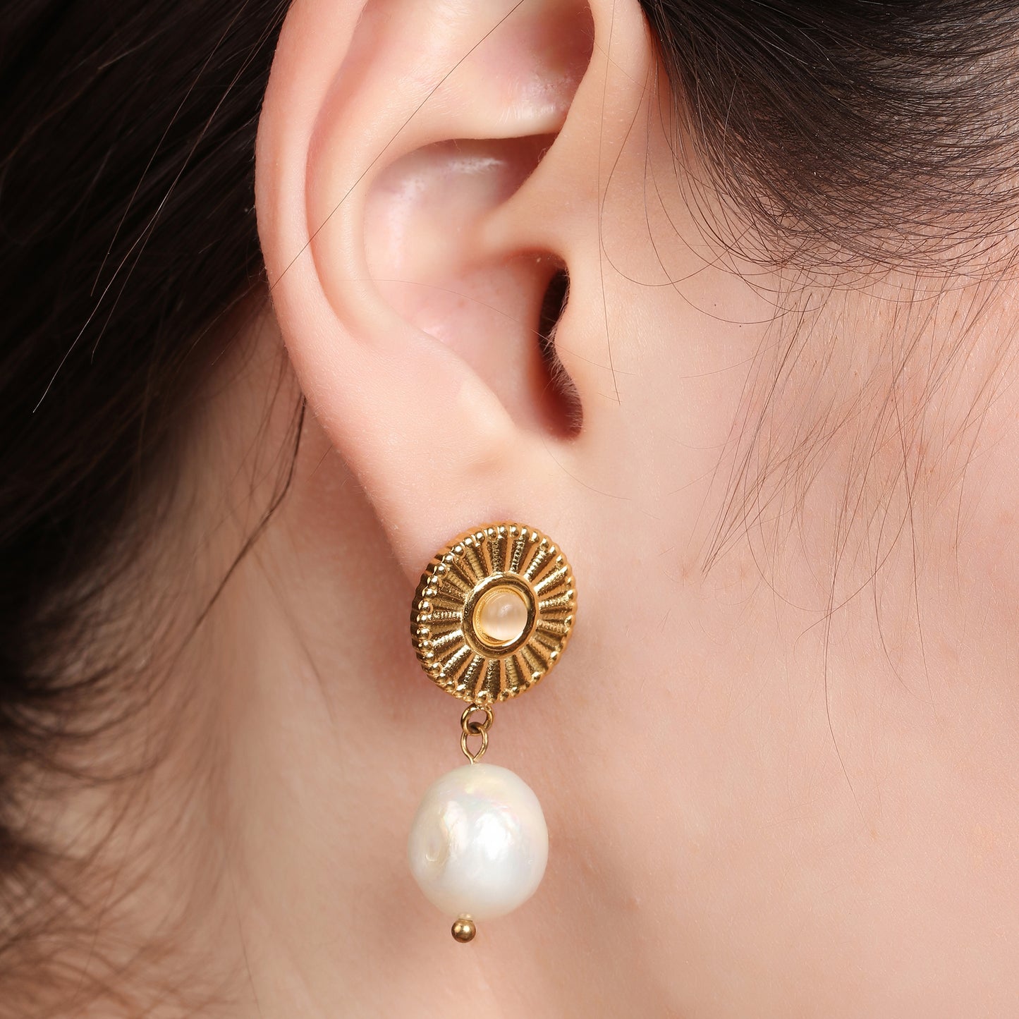 Sun Pearl Drop Earring