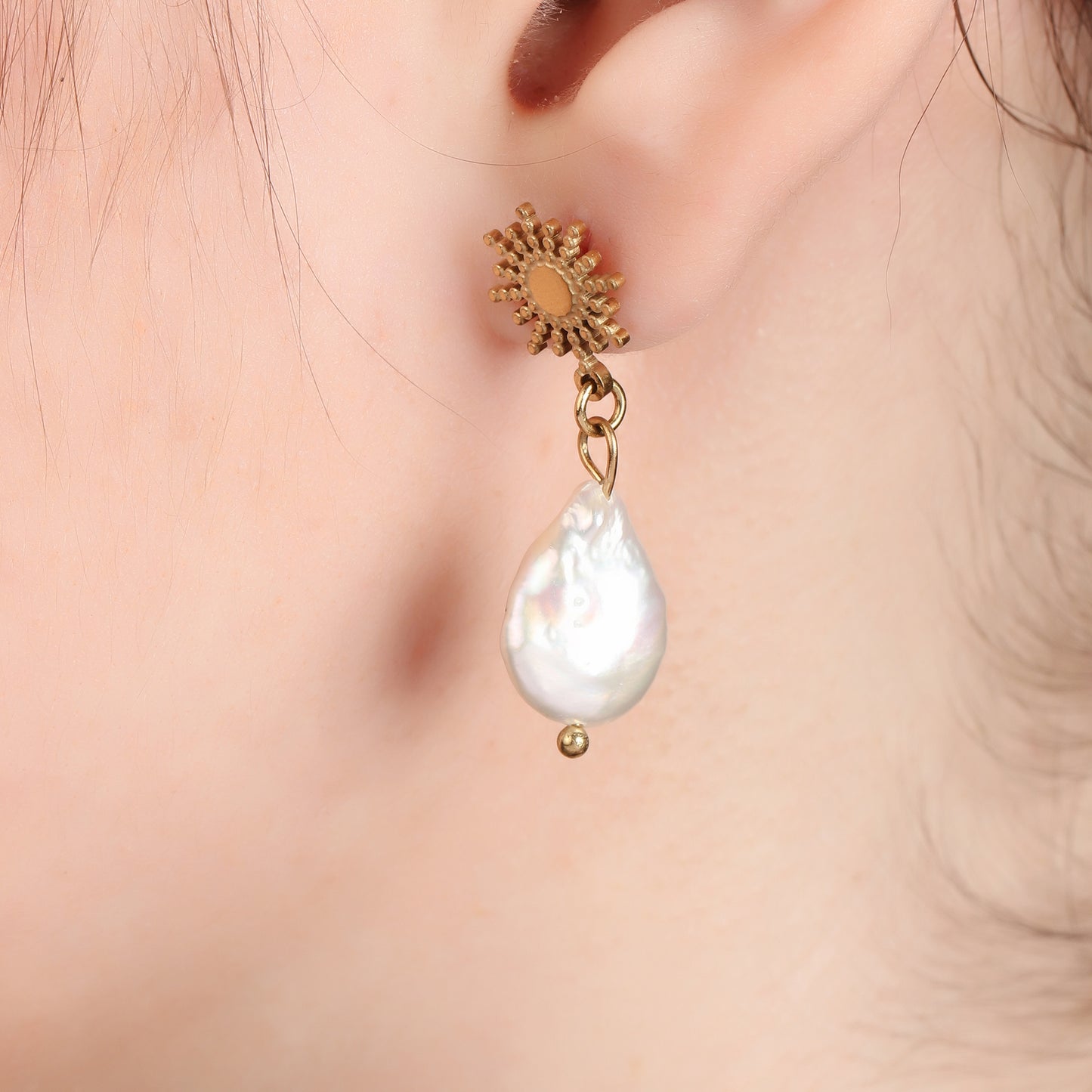 Sun Pearl Drop Earring